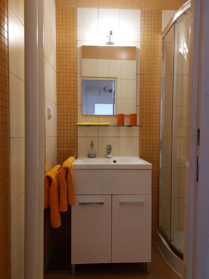 Apartman Merry Bratislava Exterior foto